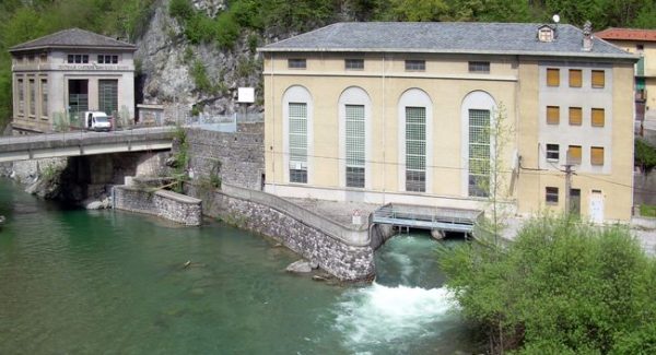 Centrale Enel idroelettrica di Lenna
